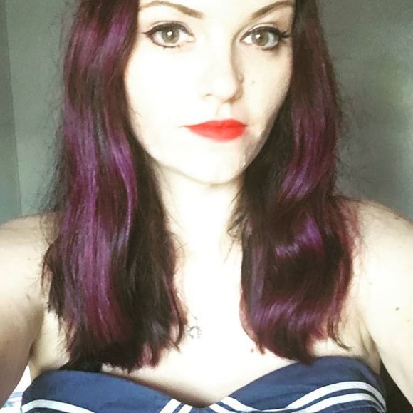 Meet your Posher, Jess - Picture 1 of 1